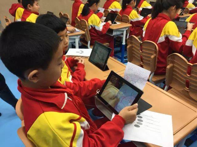 【教學研討】借助平板教學 改變學習方式——金二小“基于手持移動終端的云學習方式研究”教學課例研討會側記